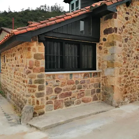 Сasa de vacaciones Treceno Luxury Beachfront Home Park